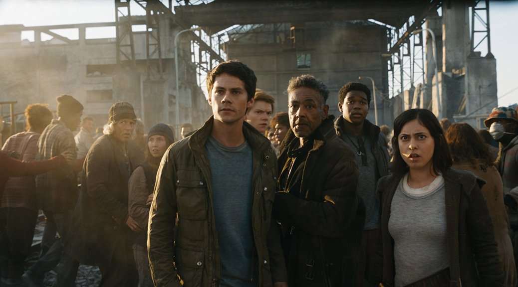 Dylan O'Brien and Giancarlo Esposito in Maze Runner: The Death Cure