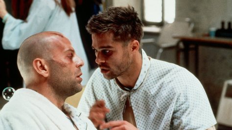 Brad Pitt and Bruce Willis in 12 Monkeys